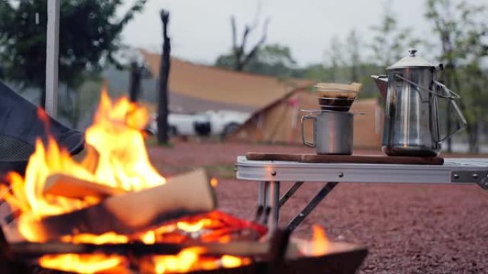 单人营，篝火和滴咖啡