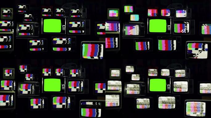 绿屏复古电视在许多带彩条的老式电视中。您可以用所需的素材或图片替换绿色屏幕。4K。