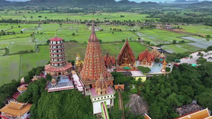 老虎洞庙 (Wat Tham Suea) 和泰国美丽的寺庙，在北碧府