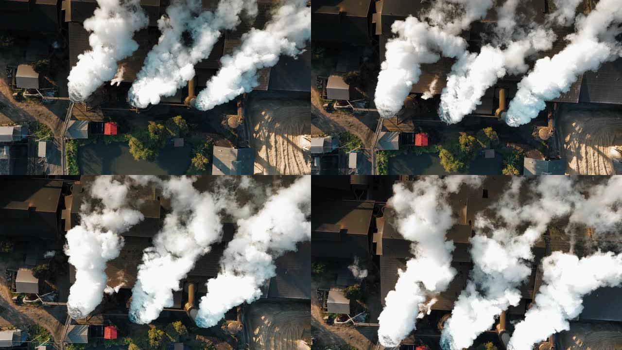工厂烟囱上的烟雾堆积