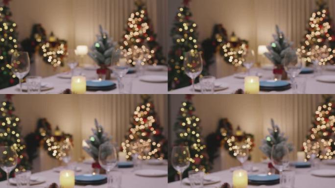 今晚圣诞节日气氛餐桌布置派对。
