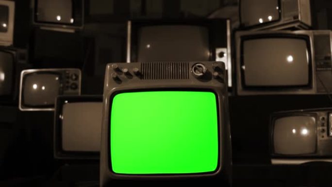 复古电视绿屏爆炸。棕褐色色调。放大。