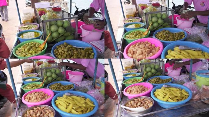 泰国街头食品水果摩托车侧拖车店