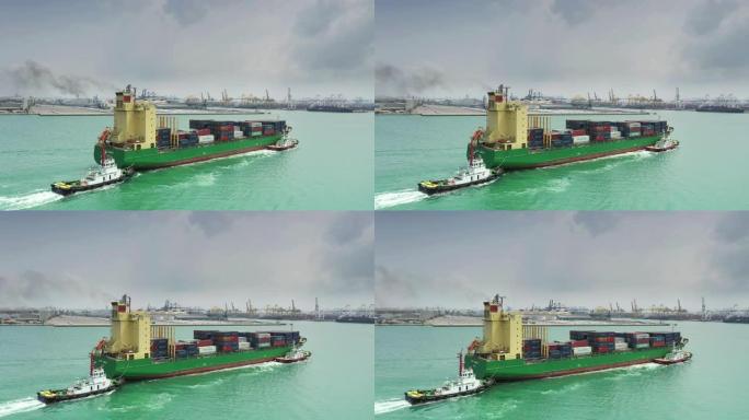 无人驾驶飞机拍摄了一艘货船坐在港口的码头上