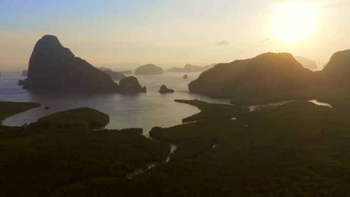 泰国美丽的岛屿山脉在攀牙湾