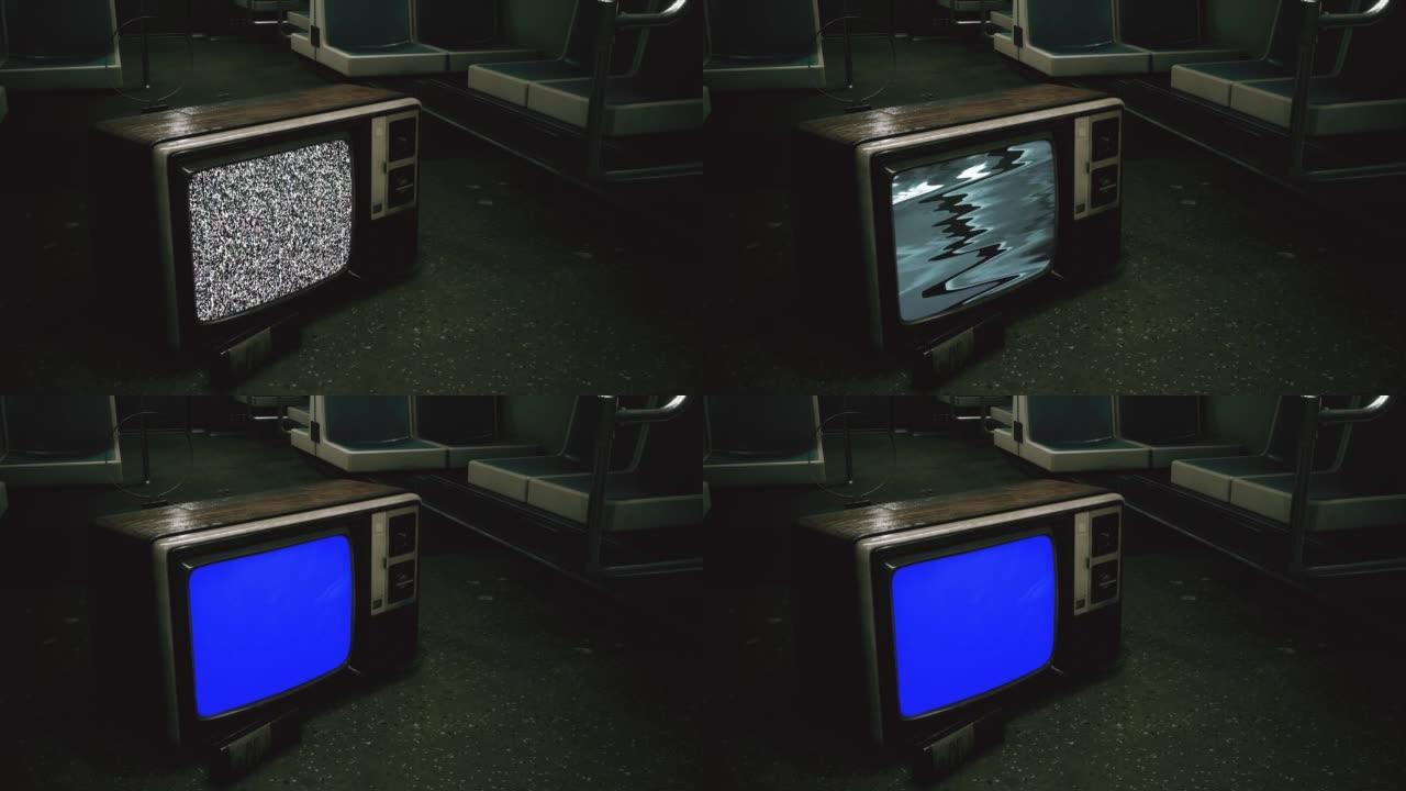 地铁列车内部，一台旧电视机打开蓝屏。4k分辨率。