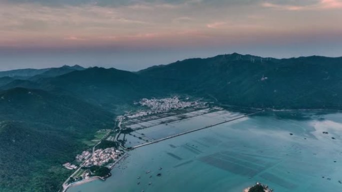 日出时的渔港海港码头大海景色