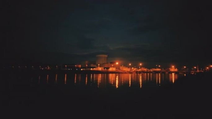 夜间核工厂前DS人工蓄水池