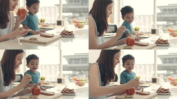 幸福母子在厨房一起做饭