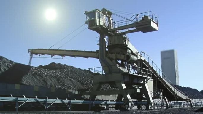南美洲阿根廷圣克鲁斯省Rio Turbio矿的煤矿开采。