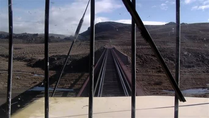 从特伦·巴塔哥尼科 (Tren Patagonico) 观看，在阿根廷里约内格罗省穿越巴塔哥尼亚的巴