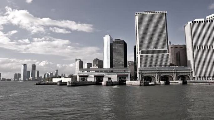 曼哈顿市中心。从东河