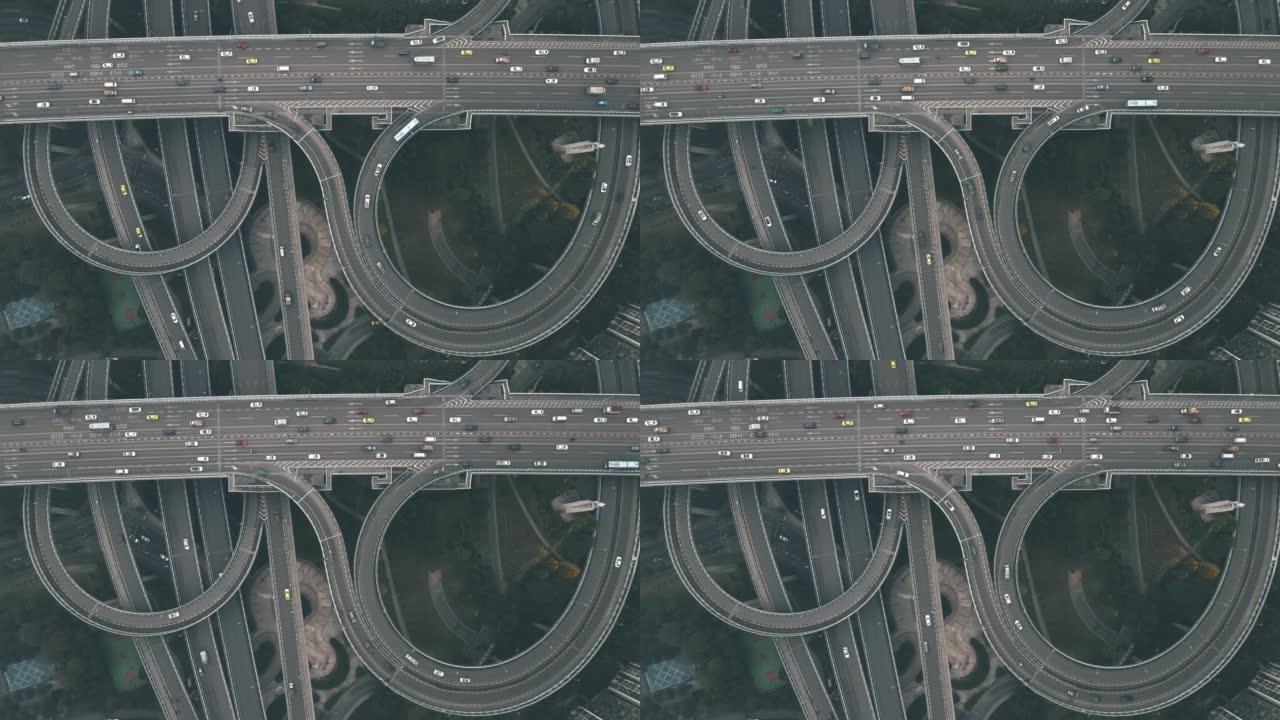 复杂立交桥的鸟瞰图
