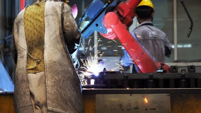 电焊焊接钢机床技术工人