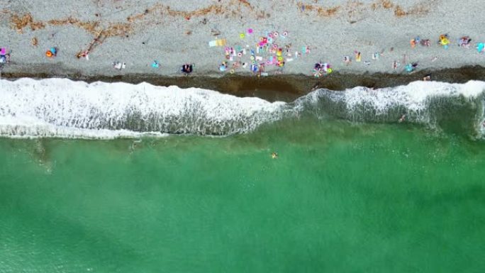 海浪和海浪正上方旅行休闲放松波浪清澈海水