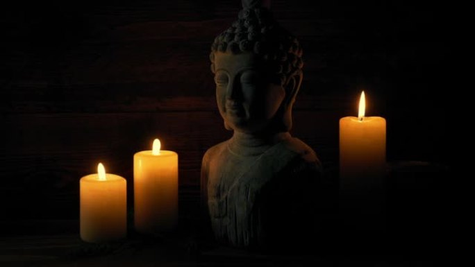蜡烛因佛教寺庙的干扰而闪烁