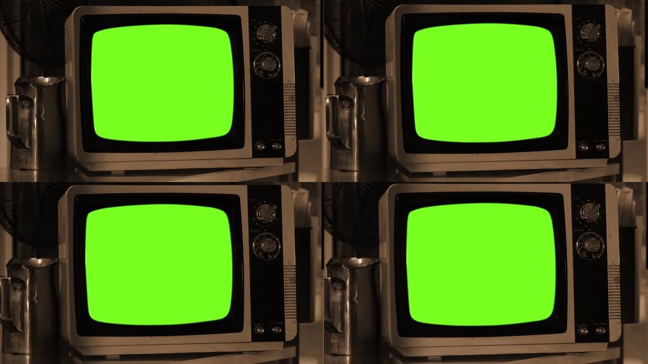 绿屏老式电视。棕褐色色调。放大。