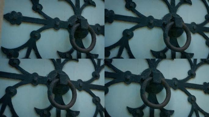 中世纪门用铸铁金属制品