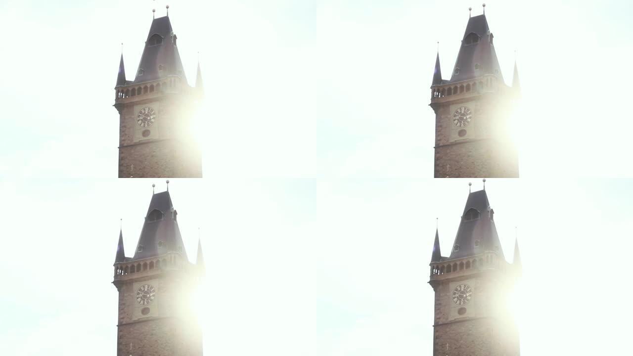 旧市政厅钟楼，位于旧城广场，捷克首都布拉格。放大。