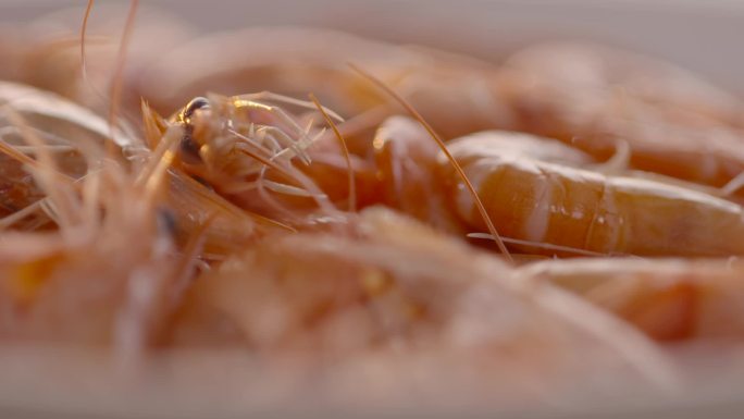 清蒸新鲜河虾广东农家美食制作罗氏虾大头虾