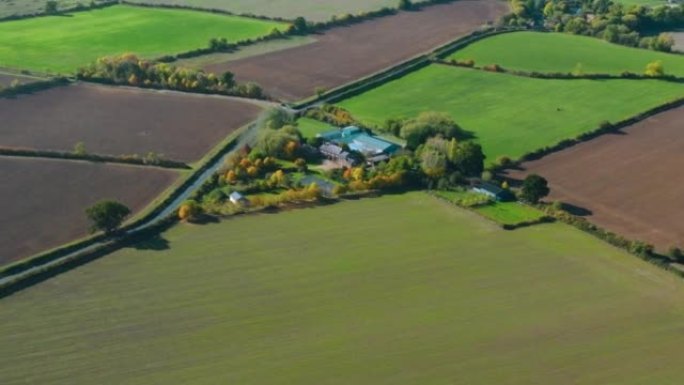 英国农场的鸟瞰图生态农业农田航拍庄稼种植