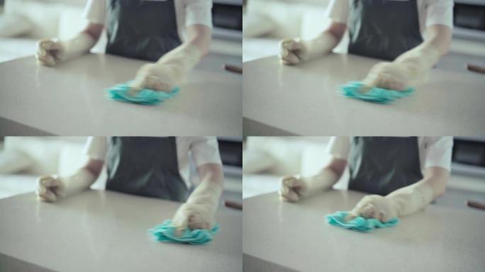 女人在家打扫卫生清洁干净抹桌子抹布