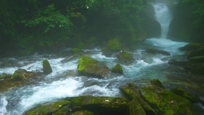 流水森林海氧吧瀑布溪流水