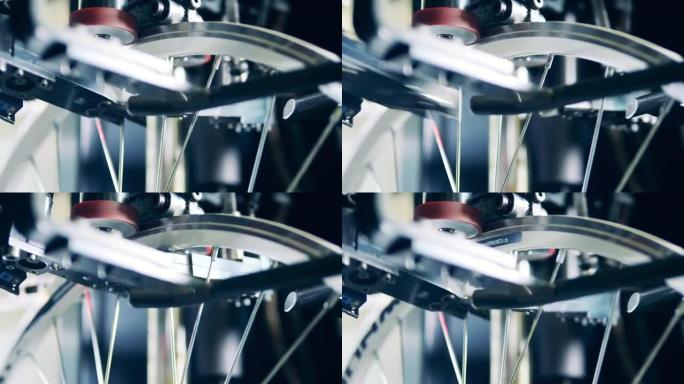 自动机器修整轮辋的特写镜头