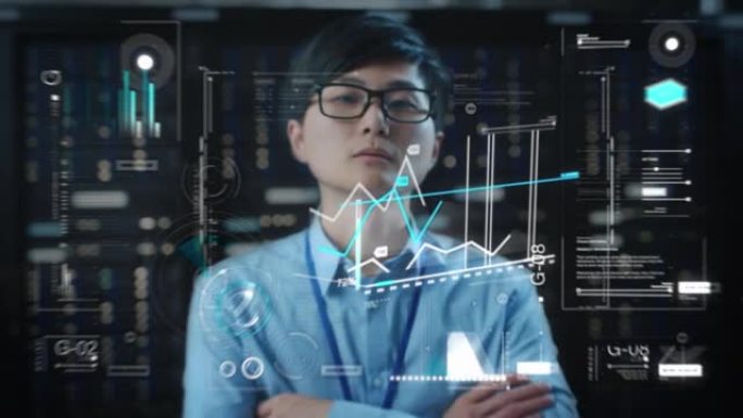 年轻的成年男性工程师使用未来派增强现实软件界面来管理工作项目。日本专家研究不同参数的性能数据图。