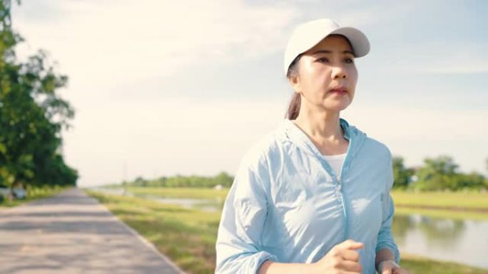 城市生活方式的健身和积极的女性锻炼