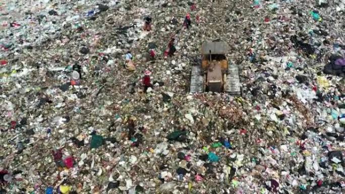 空中垃圾场垃圾堆积如山掩埋环境破坏