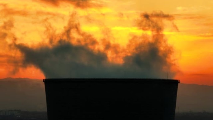 电站冷却塔特写大烟囱碳排放全球变暖