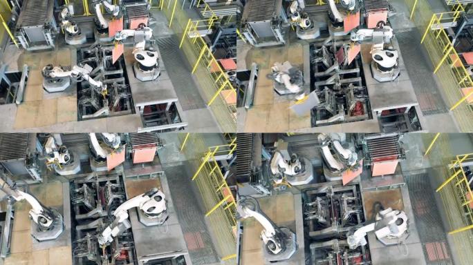 工业机器人运输铜板的工厂单位