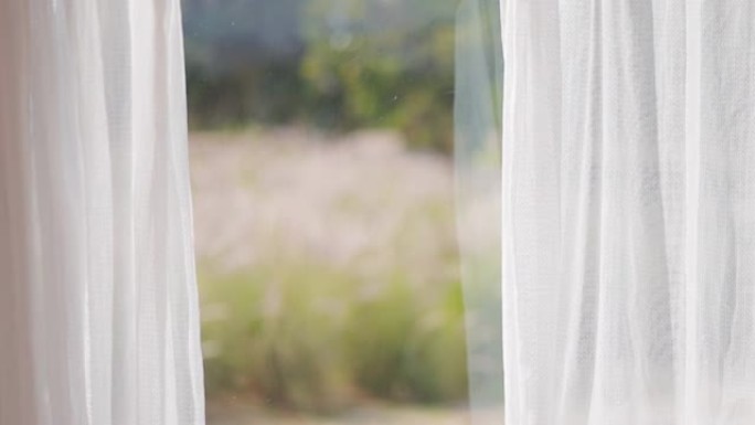 美丽的窗户和窗帘浪漫的故事和诗意的心情