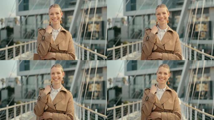 早上在加拿大市步行上班的桥上，一个女人的快乐，微笑和肖像。商业、企业和工人在旅行期间自由地从事职业或