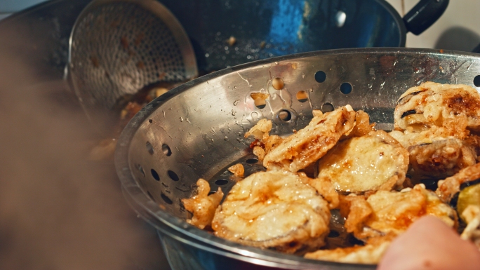 年夜饭、油炸茄盒、油炸食品、茄盒、油炸