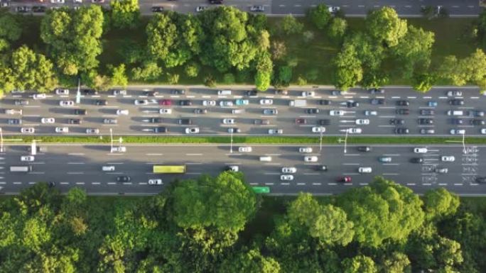 无人机鸟瞰北京城市繁忙道路