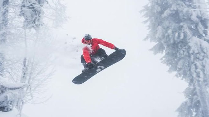 在下雪的冬日里，偏远地区的滑雪板