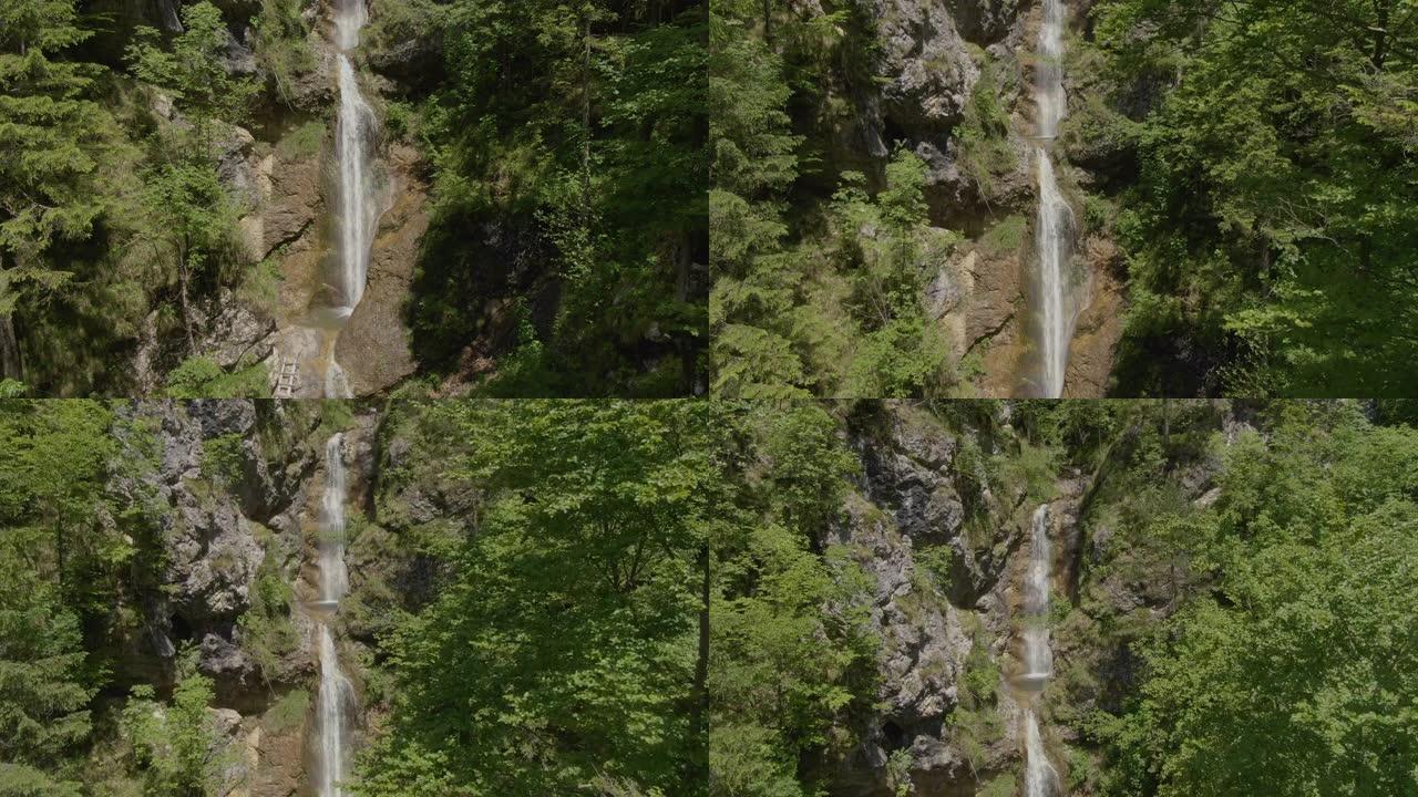 空中: 在风景秀丽的洛加尔山谷，飞上令人叹为观止的瀑布。