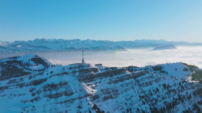 瑞士卢塞恩瑞士阿尔卑斯山里吉山顶的电信塔。