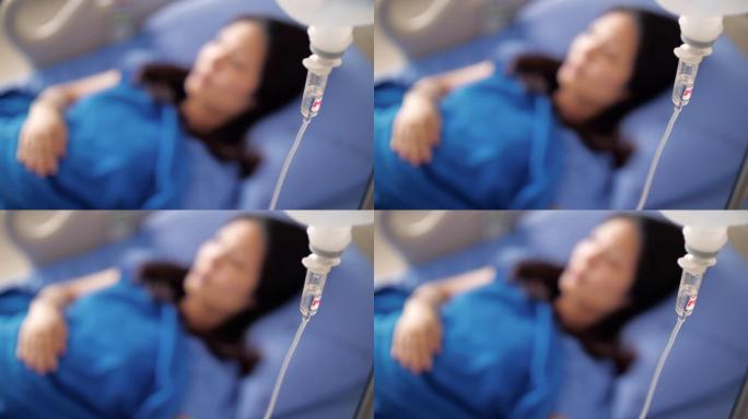 住院用静脉滴注盐水容量输液泵的女性患者