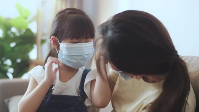 戴口罩的母亲女儿戴口罩疫情防疫抗疫新冠肺