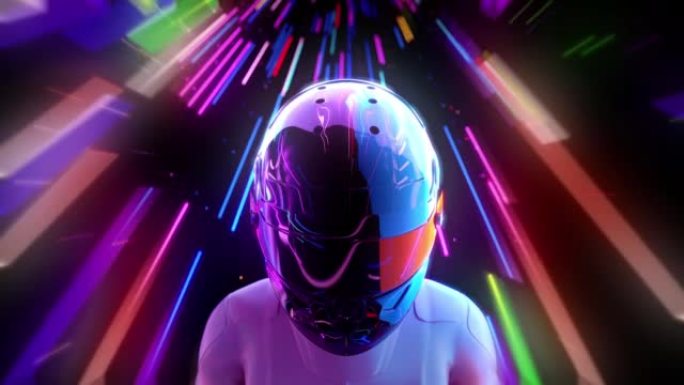 在梦幻般的空间中戴着头盔的赛车手，在移动的多色灯光的包围下高速骑行，抬起头