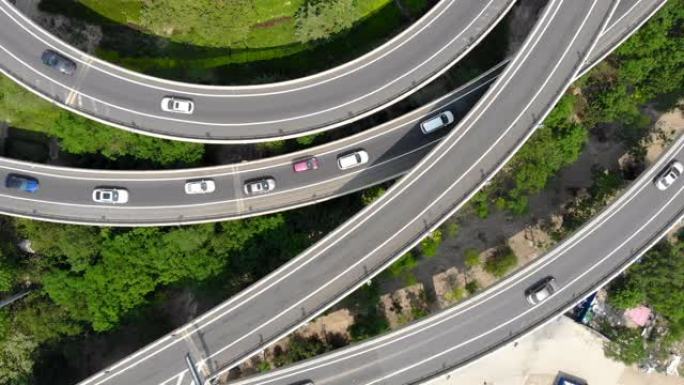 道路交叉口俯视图顶视车流山路