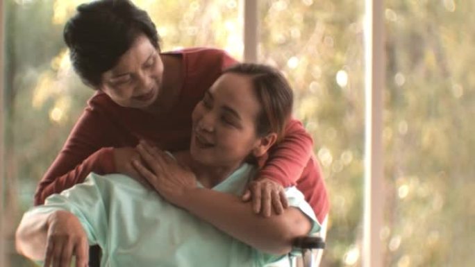 鼓励病人女子女士女人视频素材