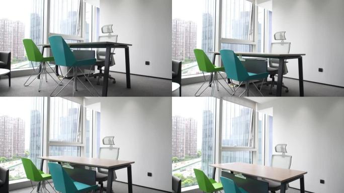 空的现代办公室家居桌子椅子
