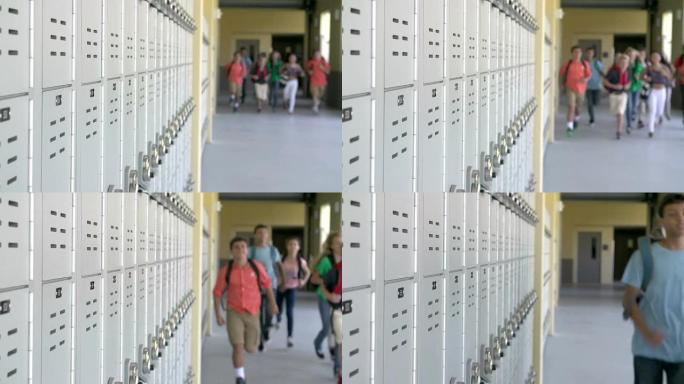 学校学生在走廊上跑步的慢动作顺序