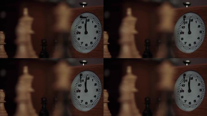 老象棋时钟。特写镜头。