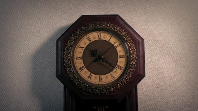 旧货挂钟特写镜头时钟时间视频素材