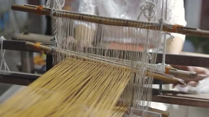 传统棉织织布机传统手工艺术衣服布料丝线